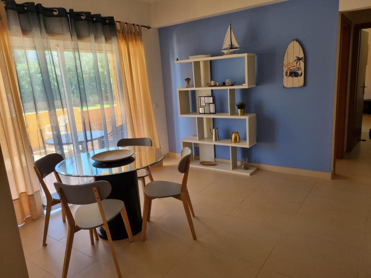 Marinho - 2 Bedroom 2 Bathroom Ground Floor Apartment With Communal Pool And Gardens Conceicao  Exterior photo