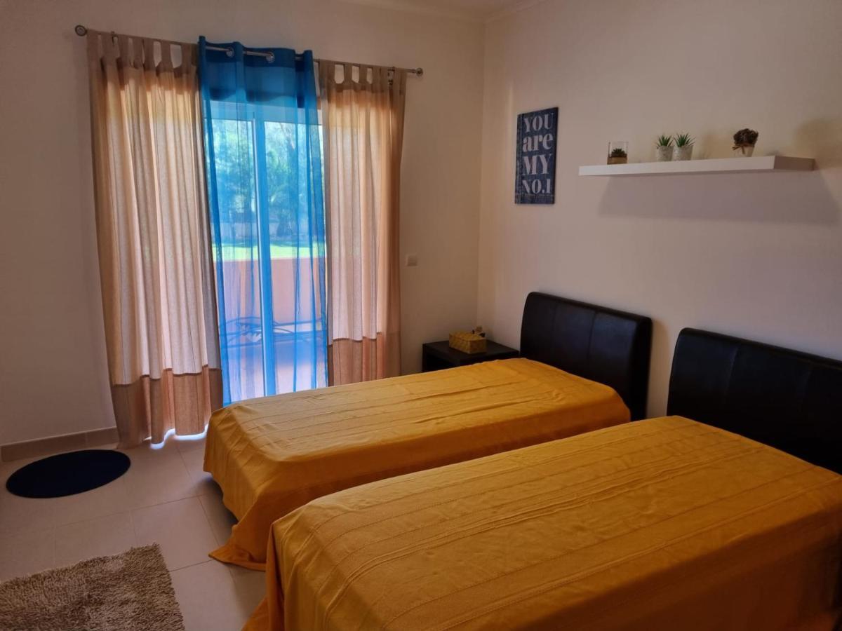 Marinho - 2 Bedroom 2 Bathroom Ground Floor Apartment With Communal Pool And Gardens Conceicao  Exterior photo