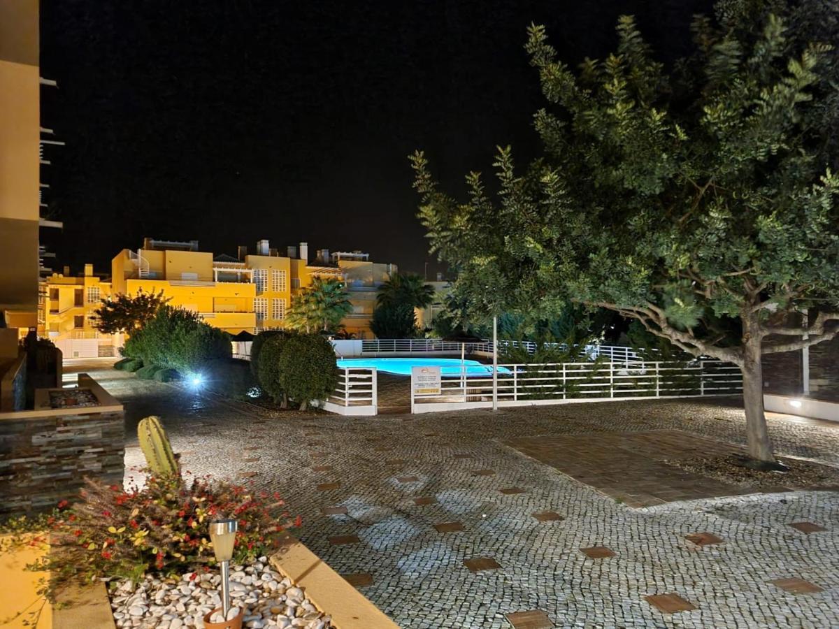 Marinho - 2 Bedroom 2 Bathroom Ground Floor Apartment With Communal Pool And Gardens Conceicao  Exterior photo